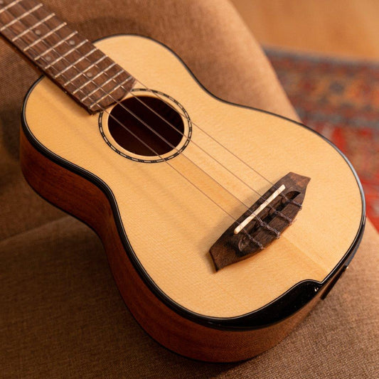 SU310AE Soprano All Solid Ukulele